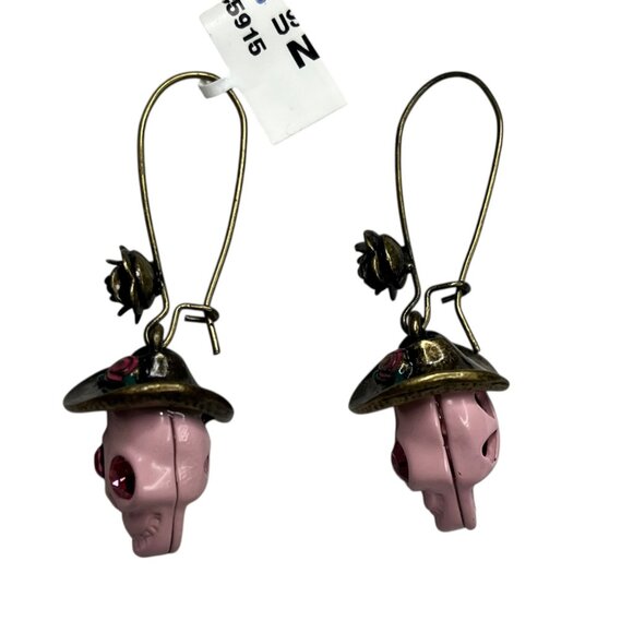 NWOT Betsey Johnson Lady Luck Girly Skull Cowgirl Sparkling Earrings - Picture 3 of 3